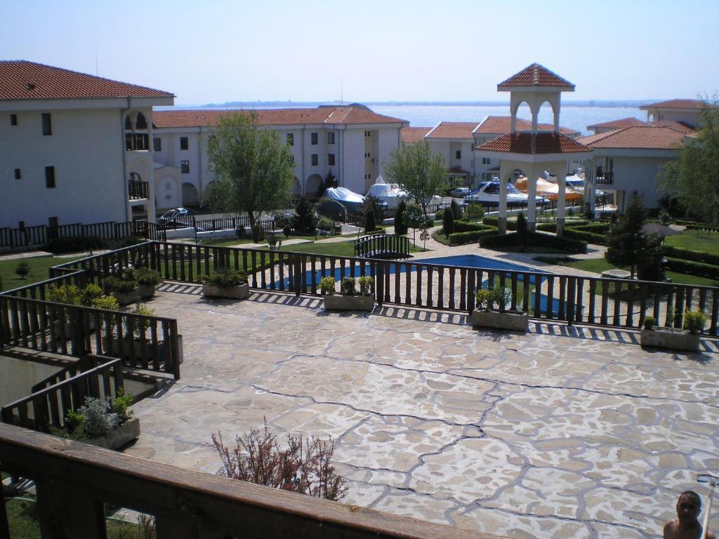 Kambani Bells Apart Complex Sveti Vlas Ngoại thất bức ảnh